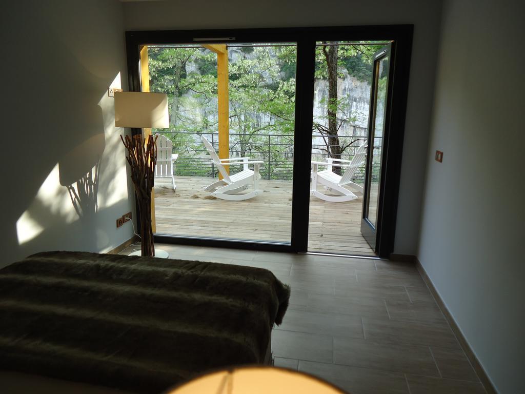 Prehistoric Lodge - Adult Only Vallon-Pont-dʼArc Extérieur photo